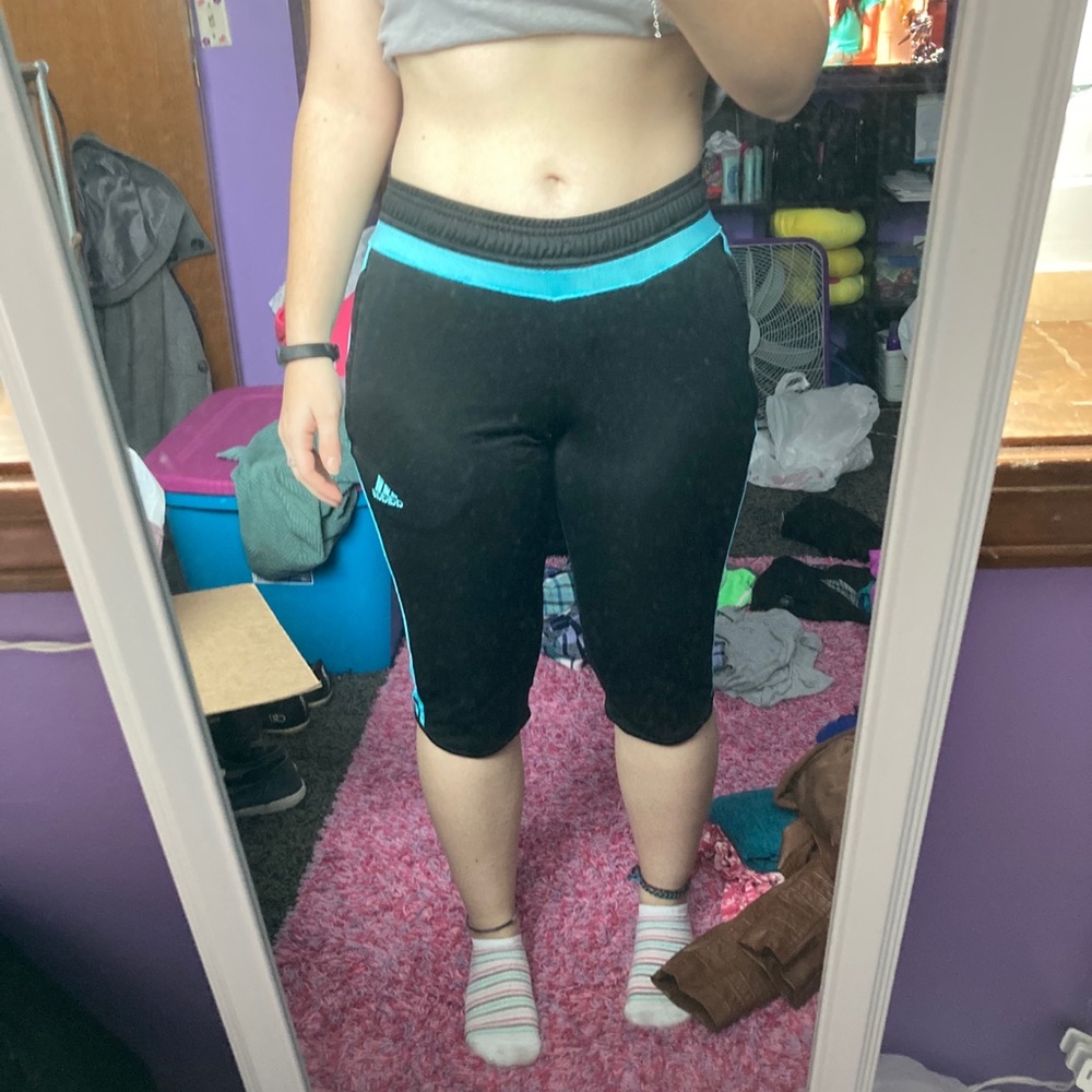 Knee length adidas pants blue stripe